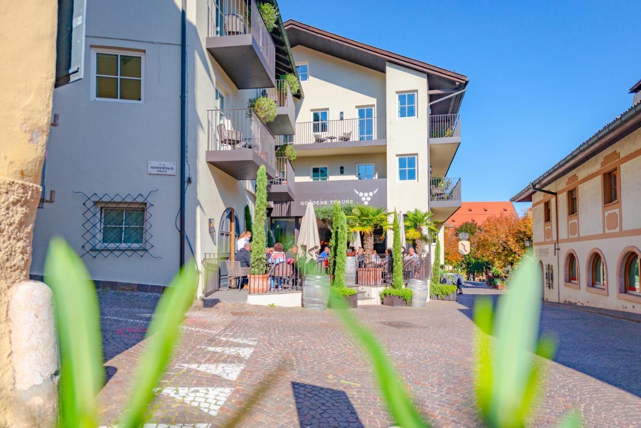 Hotel Goldene Traube Termeno Luaran gambar