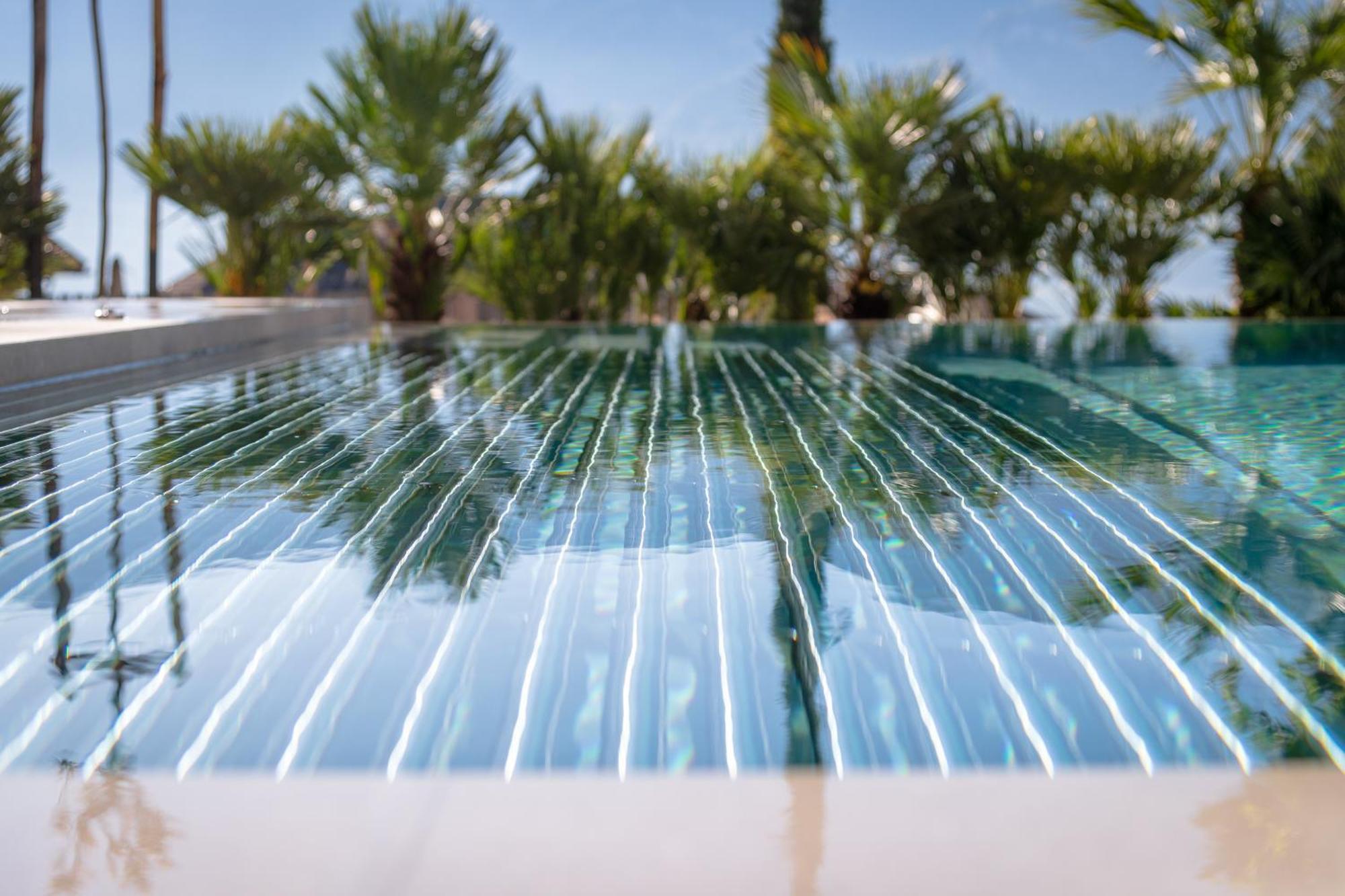 Hotel Goldene Traube Termeno Luaran gambar